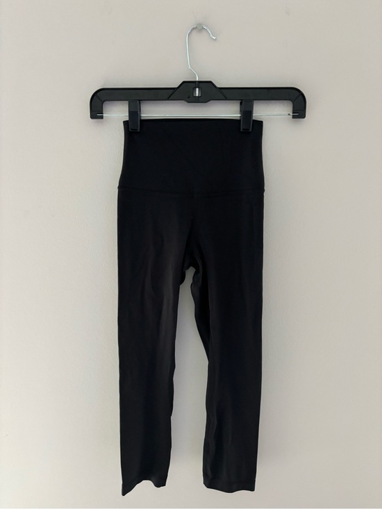 lululemon athletica Pants - Lululemon Align High-Rise Crop 21" Leggings Size 2 Nulu Yoga Pants